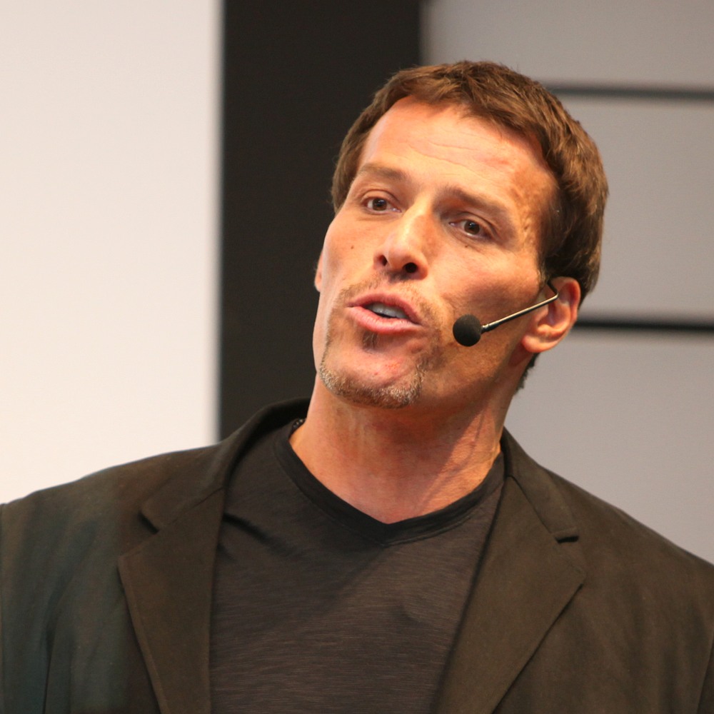 Photo of Tony Robbins